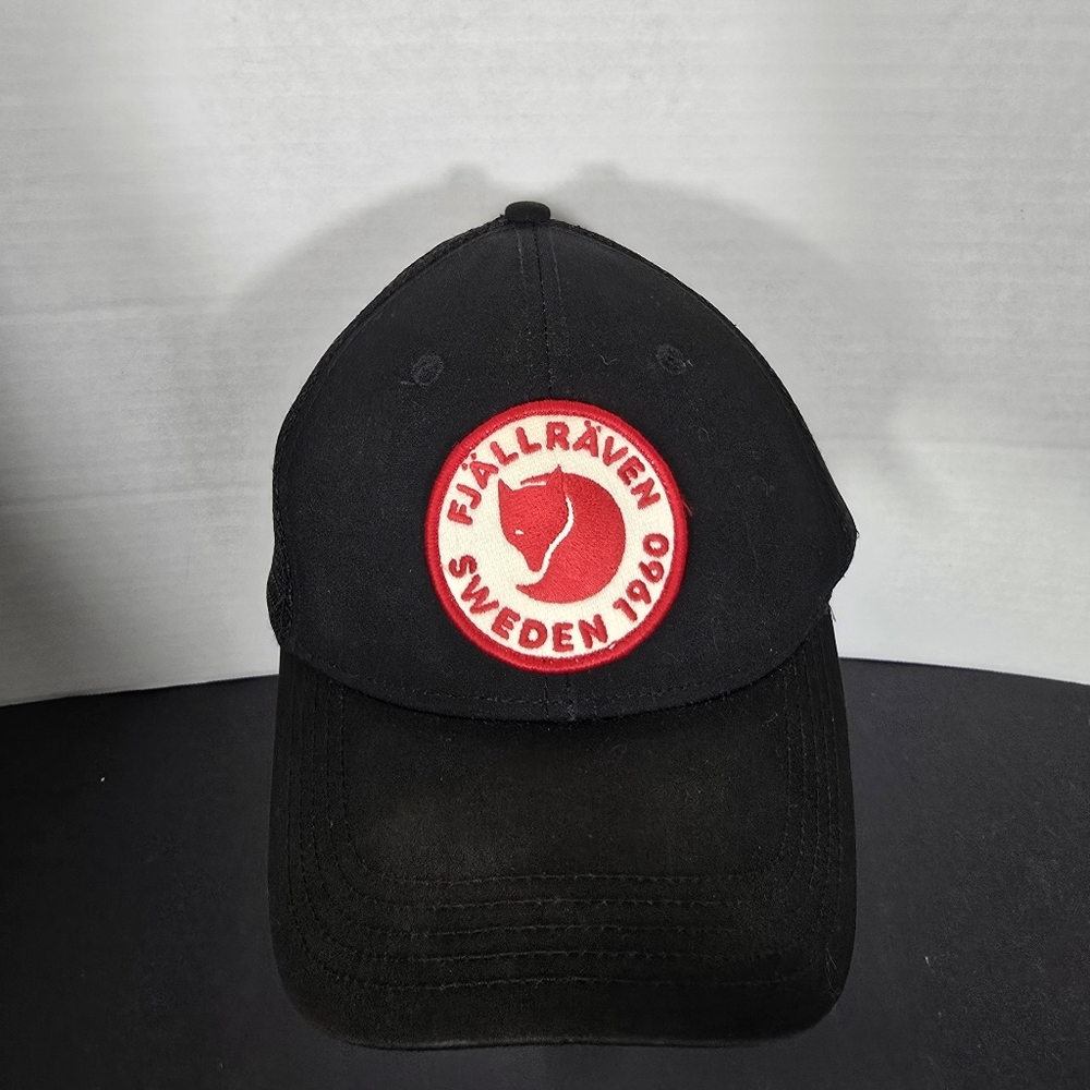 Fjallraven Snapback Trucker Hat Cap Black